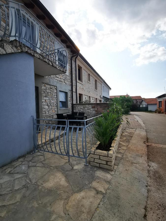 Meressa Paolia Apartments Novigrad Istria Eksteriør billede